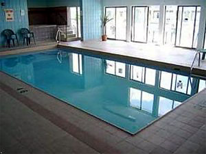 Rodeway Inn pool